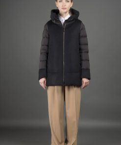 Johncapote.shop257fb4aac4 4