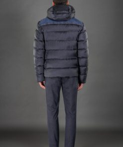 Johncapote.shop448862bed2 3