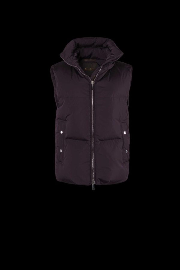 Johncapote.shop585925ebf7 1