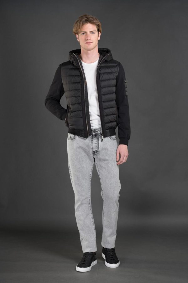 Johncapote.shop877705222e 1