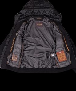 Johncapote.shop877705222e 4