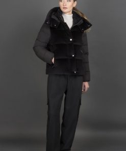 Johncapote.shopf267ffeb3a 1