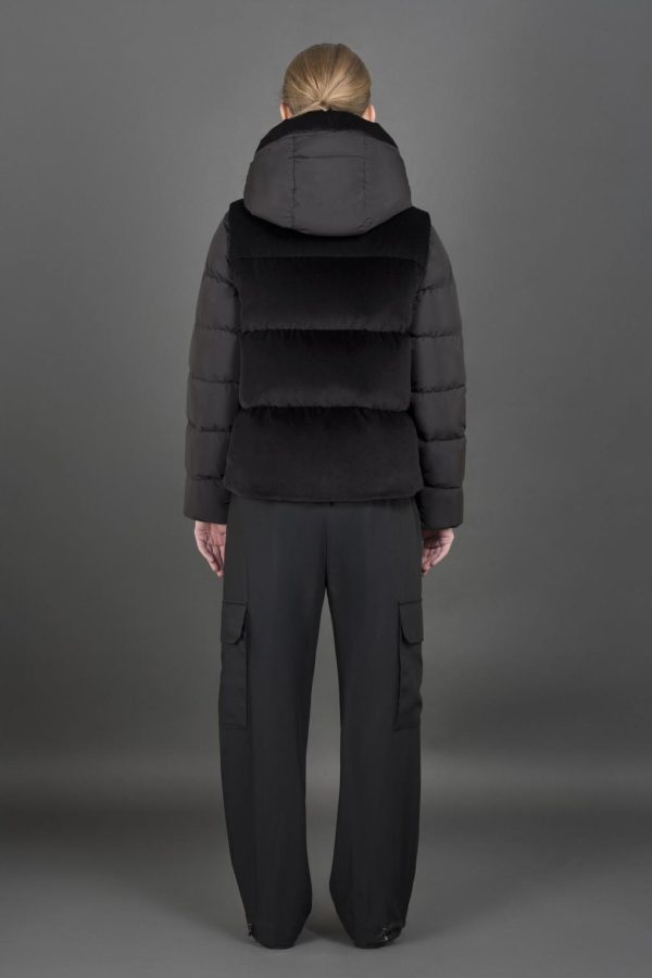 Johncapote.shopf267ffeb3a 4